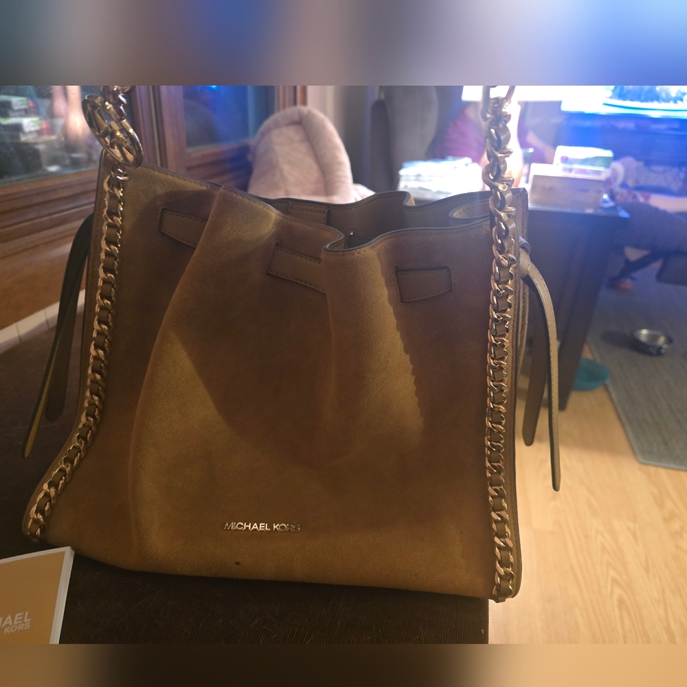 Michael kors tote